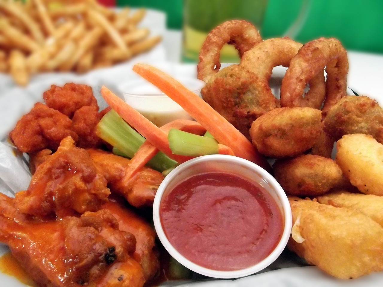 onion rings, chicken, wings-246824.jpg